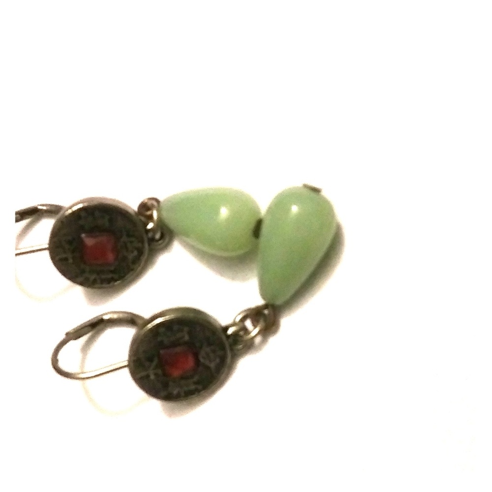 Tear drop earings